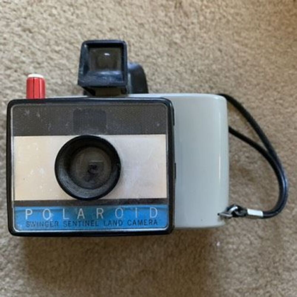 Polaroid Swinger Sentinel Land Camera *Not Tested *